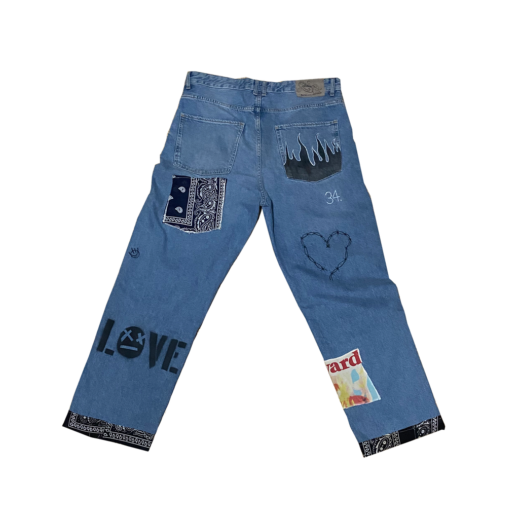"LOVELY JEANS"